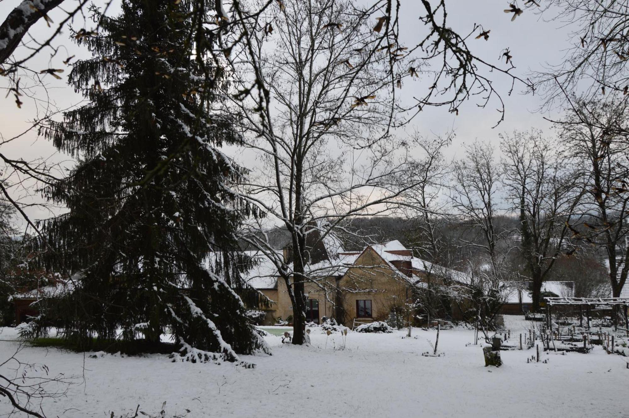 Les Deux Tours Bed & Breakfast Siorac-en-Périgord Екстериор снимка