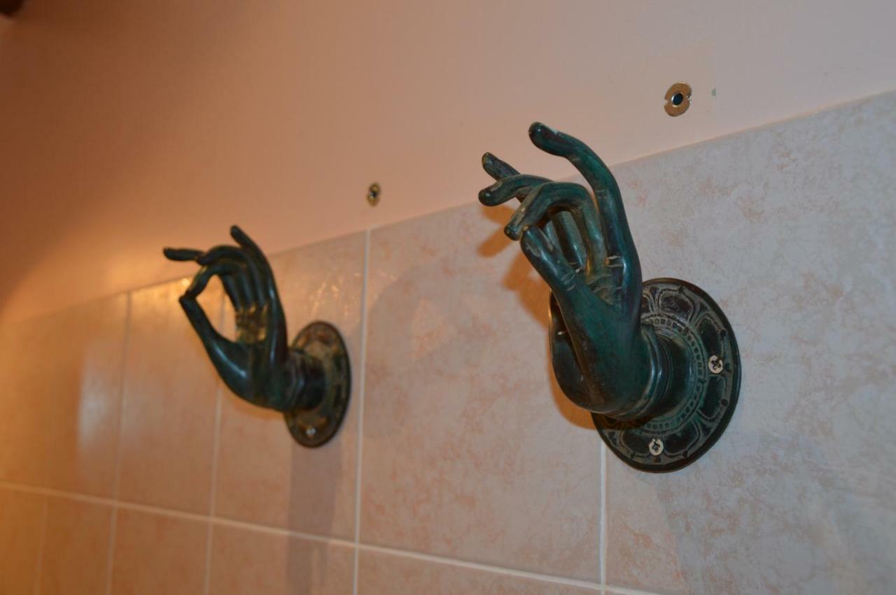 Les Deux Tours Bed & Breakfast Siorac-en-Périgord Екстериор снимка